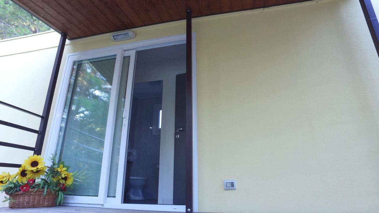 Villaggio Santo Stefano Весте Екстериор снимка