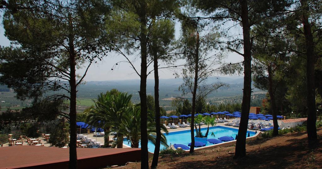 Villaggio Santo Stefano Весте Екстериор снимка