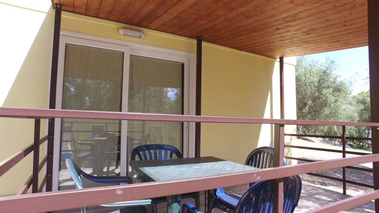Villaggio Santo Stefano Весте Екстериор снимка