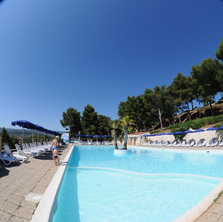 Villaggio Santo Stefano Весте Екстериор снимка