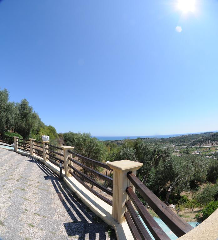 Villaggio Santo Stefano Весте Екстериор снимка