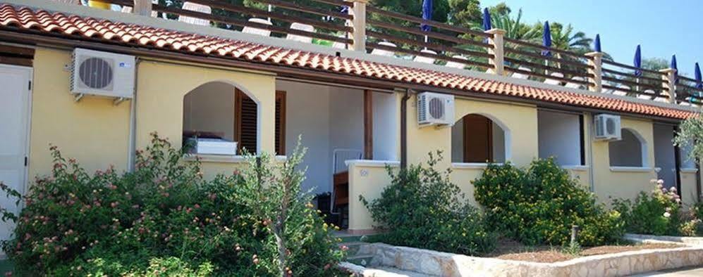 Villaggio Santo Stefano Весте Екстериор снимка