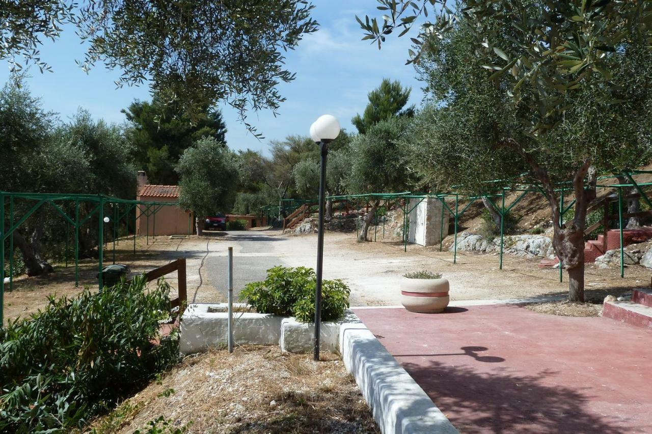 Villaggio Santo Stefano Весте Екстериор снимка